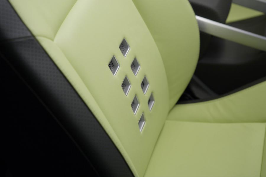  Nissan Azeal Concept 2005 года  (фото 7 из 26)